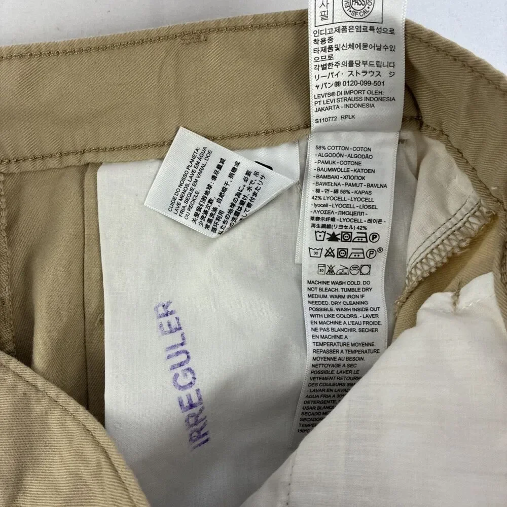 Levi's Premium Pleated Trouser Shorts Size 28 Khaki Tan High Rise‎ NWT Irregular